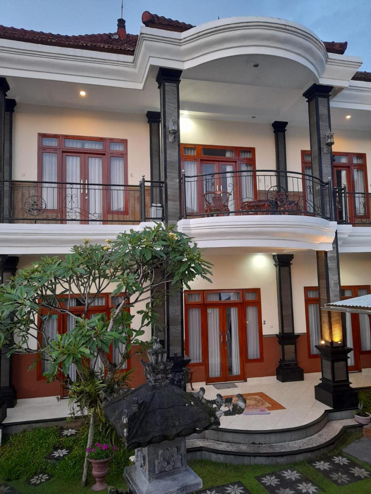 Munduk Aditya Homestay מראה חיצוני תמונה